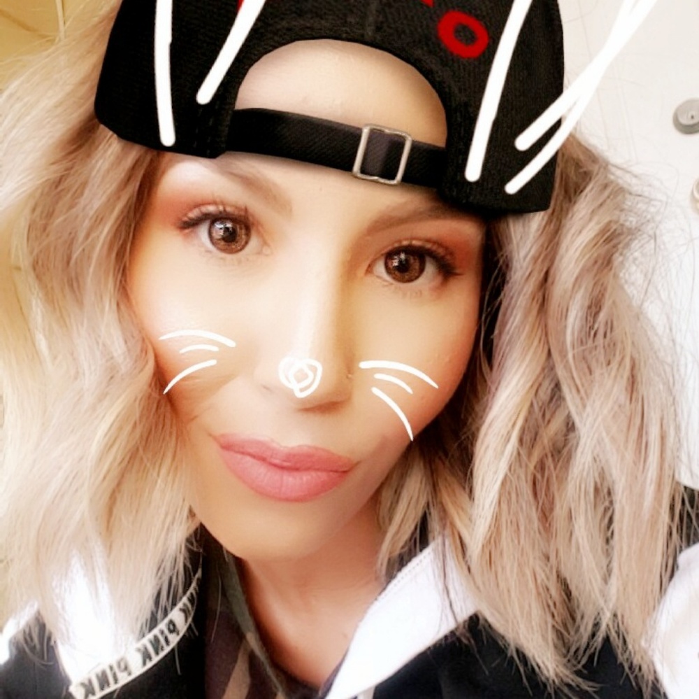 Meet your Posher, Jenna